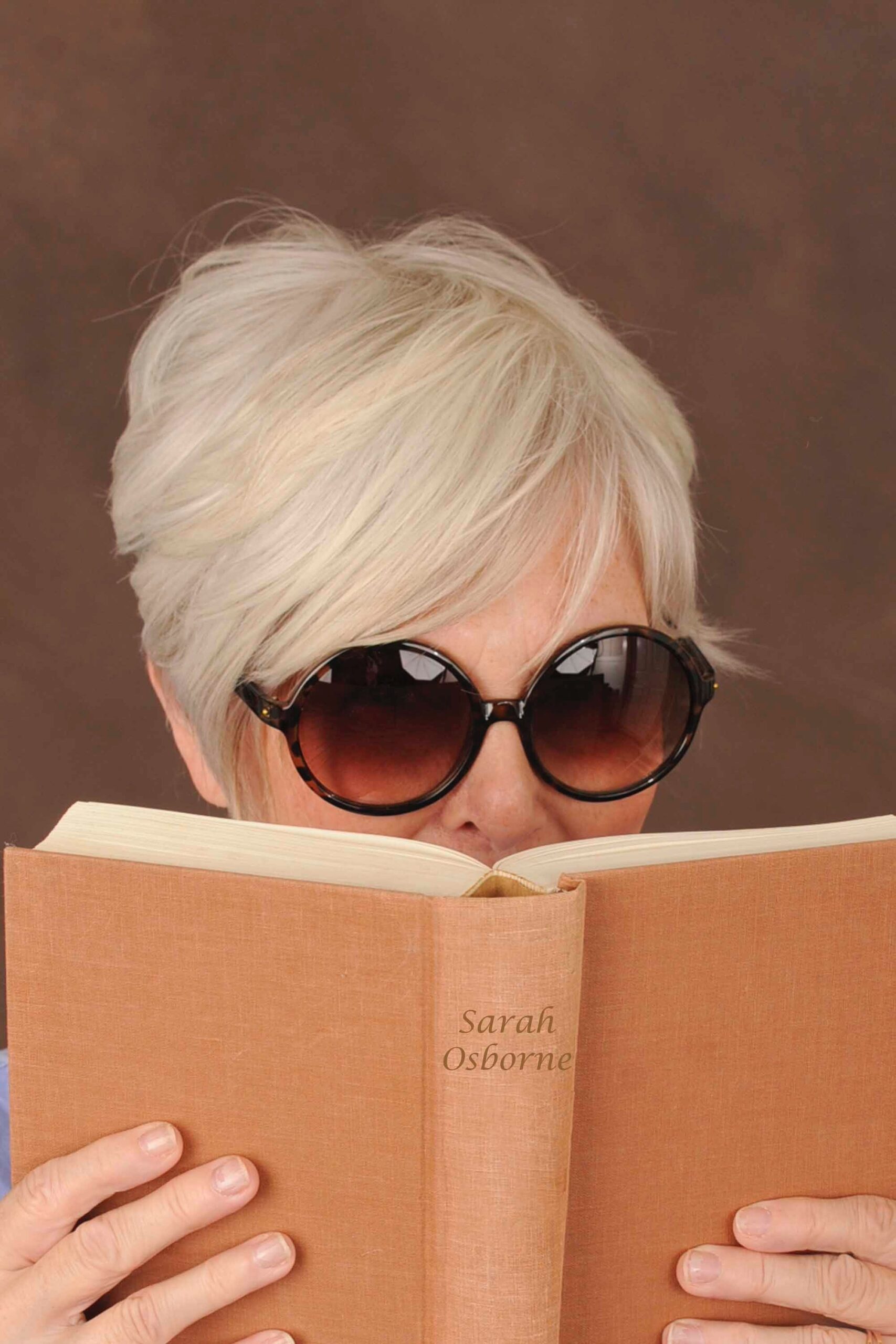 Photo of mystery author Sarah Osborne