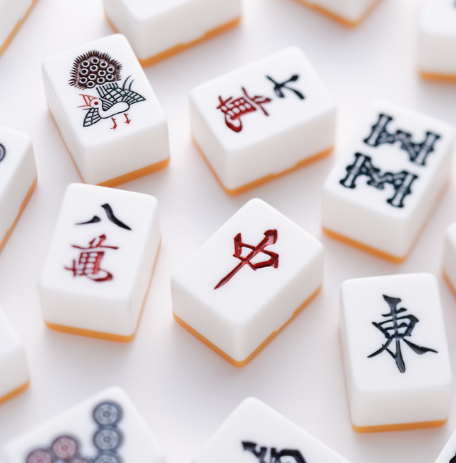 photo of mahjong tiles