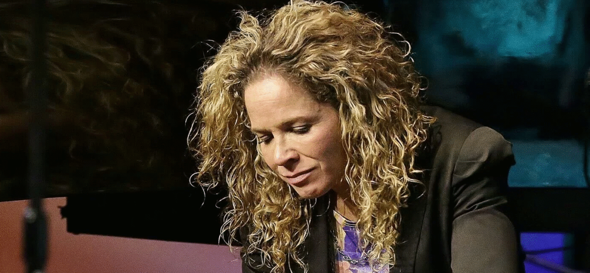 Singer Christine Fawson