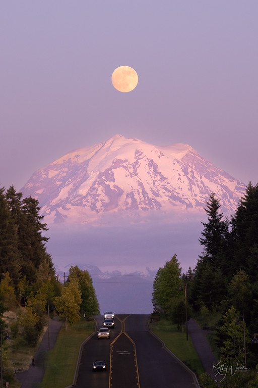 060223 Mt Rainier Moonrise from Bonney Lake-1-XL color photo by Kathy Wade of Moonrise over Mt. Rainier